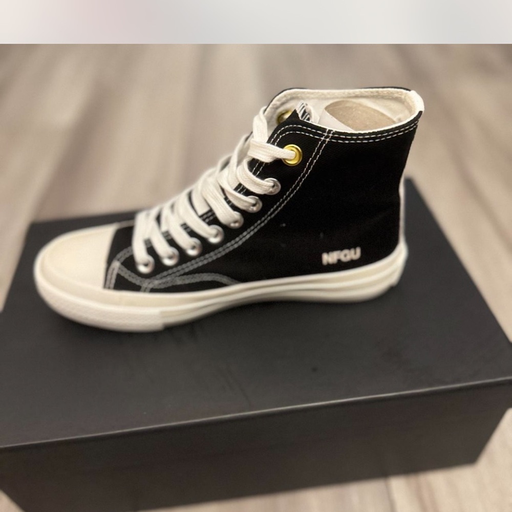 Darc Sport Black and Red High-Top Sneakers - Picture 4 of 7